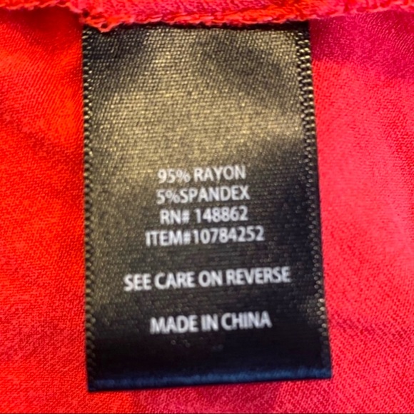 TORRID | 3 | Red Knit Dress with ruching - Picture 4 of 5